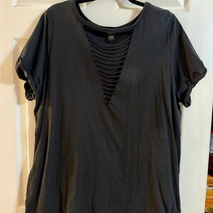 Torrid Black Cutout Ladder Front Tee – Women’s Size 3 (Plus)